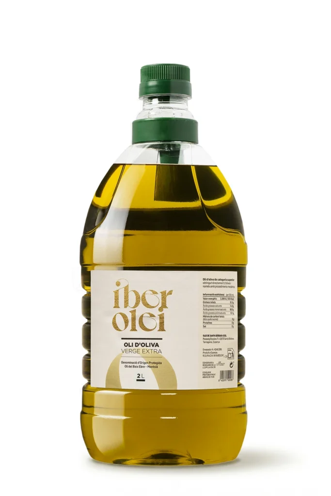 Fotografia oli d'oliva verge extra garrafa plàstic 2 litres color daurat fons blanc e-commerce